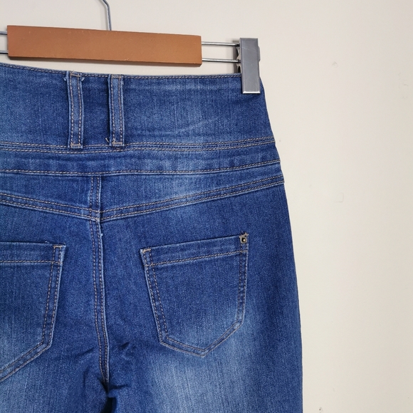 High Rise Jeans - Picture 5 of 6